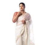 Aparna Balamurali Instagram - 🤍 Stylist : @stylingbyafsheenshajahan Shot by : @_pixel.ninja_ @pournami_mukesh_photography Hair & Make-Up : @aishwaryakarayilofficial Wearing : @piadeeksh Jewellery : @pureallure.in Assistant Stylist : @_aleenaraju Saree Drapist : @kp_thesareedrapist Studio : @thehouseofloc Kochi, India