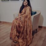 Aparna Balamurali Instagram - Happy New Year 🥂 Thanking 2022 with all my heart ! What a journey it has been ❤️ Saree: @shemyofficial Accessories: @meralda.jewels MUAH: @fine_line_makeupartist Shot by: @soullens.wedding @faraz_soul.lens #2023