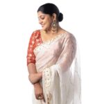 Aparna Balamurali Instagram - 🤍 Stylist : @stylingbyafsheenshajahan Shot by : @_pixel.ninja_ @pournami_mukesh_photography Hair & Make-Up : @aishwaryakarayilofficial Wearing : @piadeeksh Jewellery : @pureallure.in Assistant Stylist : @_aleenaraju Saree Drapist : @kp_thesareedrapist Studio : @thehouseofloc Kochi, India