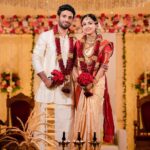 Aparna Vinod Instagram – Mangalyam♥️

#wedding #kalyanam #weddingphoto #aparna #aparnavinodwedding #aparnavinodweddingphotos #aparnamarriage #married #engaged #calicut #kerala #keralawedding #hindubride #bridalmakeup #bridallook #keralabride #kanchipuram #actor #actress #malayalamactress #tamilactress #tamil #hinduwedding #traditionalwear #lover #husband #valentine #valentineday Calicut