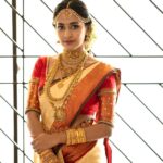 Aparna Vinod Instagram – Mangalyam♥️

#wedding #kalyanam #weddingphoto #aparna #aparnavinodwedding #aparnavinodweddingphotos #aparnamarriage #married #engaged #calicut #kerala #keralawedding #hindubride #bridalmakeup #bridallook #keralabride #kanchipuram #actor #actress #malayalamactress #tamilactress #tamil #hinduwedding #traditionalwear #lover #husband #valentine #valentineday Calicut
