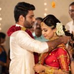 Aparna Vinod Instagram – Mangalyam♥️

#wedding #kalyanam #weddingphoto #aparna #aparnavinodwedding #aparnavinodweddingphotos #aparnamarriage #married #engaged #calicut #kerala #keralawedding #hindubride #bridalmakeup #bridallook #keralabride #kanchipuram #actor #actress #malayalamactress #tamilactress #tamil #hinduwedding #traditionalwear #lover #husband #valentine #valentineday Calicut