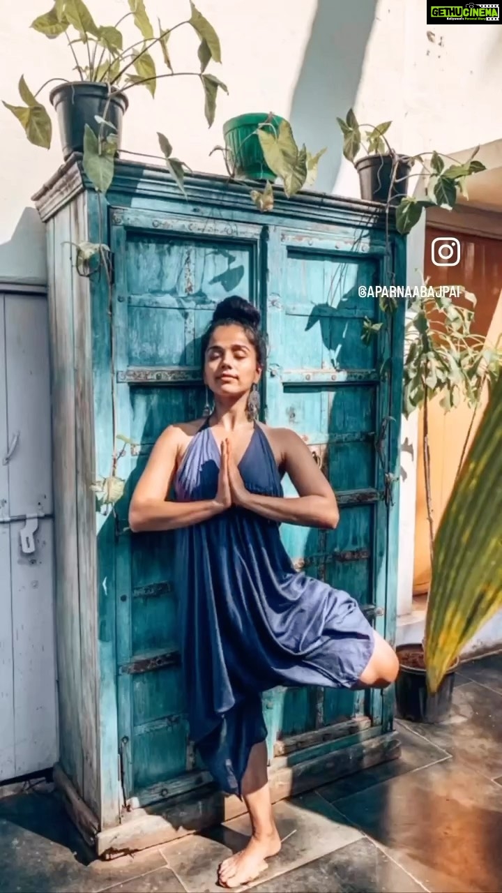 Aparnaa Bajpai Instagram - Teaching Hatha Flow every Monday 9:15am @zenw2collective These classes will be a combination of asanas, pranayama, dynamic meditation, chakra based & elemental movement, bandhas and yoga nidra. Also, join me this Sunday @moreyoga_ 9:00am: Vinyasa Flow 10:15am: Morning Flow 11:30am: Slow Flow 5:00pm: Flow to Restore Also @togymlondon :- Every Mon,wed: 18:30pm & Every Fri:8:00am & Sat:9:00am Link in stories for Hatha classes starting soon❤️ London, United Kingdom