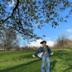 Aparnaa Bajpai Instagram – When you realize you have a park next to your house🚶‍♀️👣 London, United Kingdom