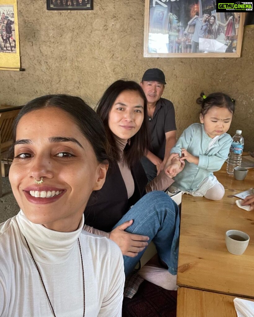 Aparnaa Bajpai Instagram - When you speak the same language, Love🤍🤍🤍 Memories of a lifetime🫶🏼🫶🏼🫶🏼 In the homes of those, you can stay without any formality; are not friends but a family😇 Ladakh, India