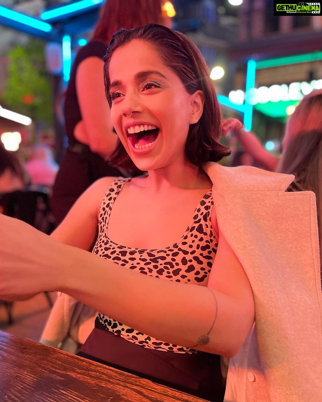 Aparnaa Bajpai Instagram - What’s your Mood like? Ps: Top swapped @wearenuw 💃 Soho's Liverpool