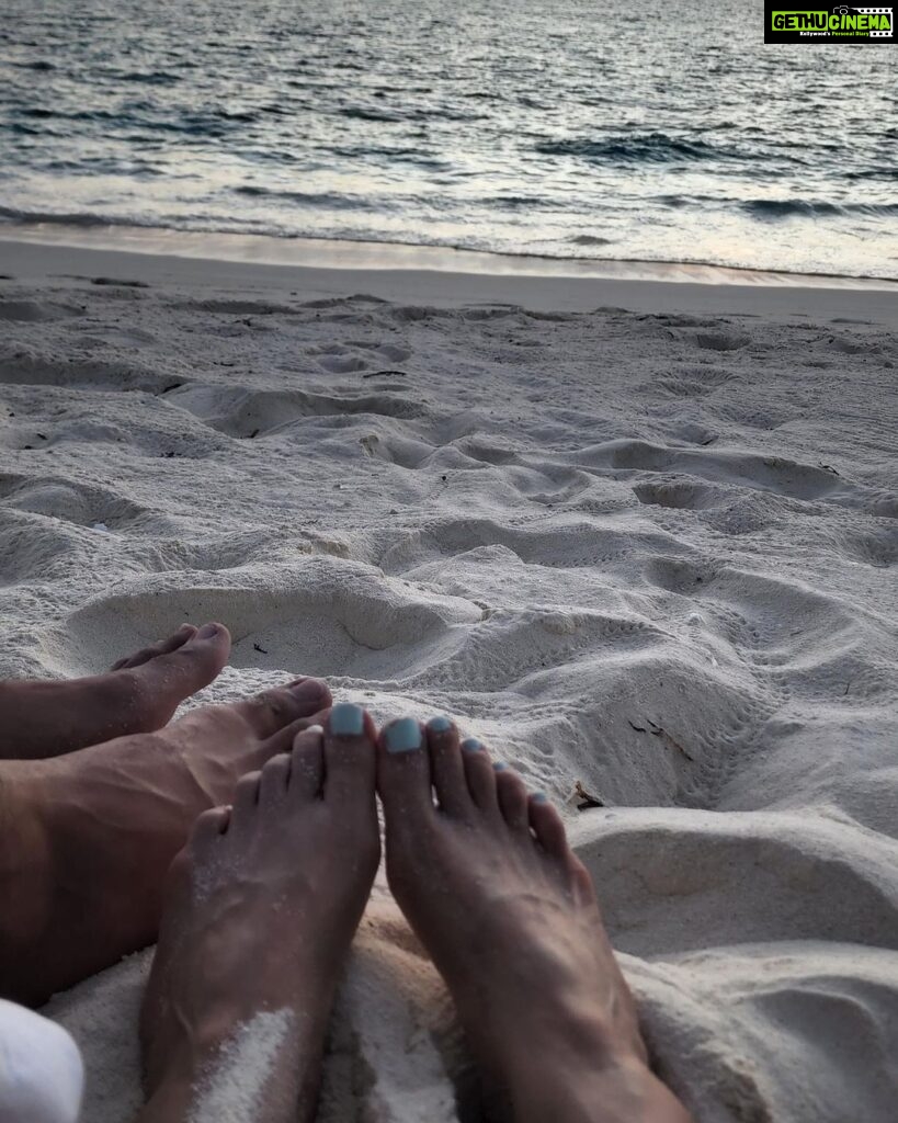Archana Instagram - In paradise when by the beach #worldoceansday Fushifaru Maldives