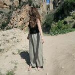 Archana Instagram - A place out of my dreams #ronda 💜🌟🫶 DO NOT MISS MY ZNMD moment in the last frame 🤩😭🥹🙏 . . . #throwback #malaga #spain #fields #greenery #dogoftheday #whitehorse Ronda(Málaga).