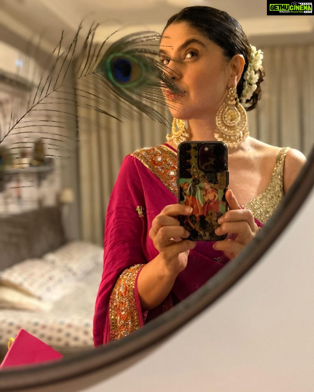 Archana - 1.3K Likes - Most Liked Instagram Photos