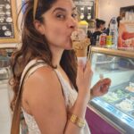 Archana Instagram - Who needs this in the summer heat Love chocolate & 2nd pista 🤎💚 Ur favvvvv ice cream flavour is? . . . #icecream #spain #begur #costabrava #quaint #stunning #beach #sand #sun #gelato #hill #cathedral #oldworld #stunning Begur, Costa Brava.