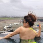 Archana Instagram - Hey Bhagwannnn may we dip into the pool everyday of this mausam ‘:D Fairfield by Marriott, Mumbai International Airport