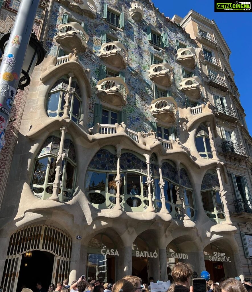 Archana Instagram - Mr #gaudi how even did you conceptualise all this????? . . . #gaudi #barcelona #spain #sagradafamilia #modernism #wip #cathedral #oneofitskind #basilica Sagrada Família