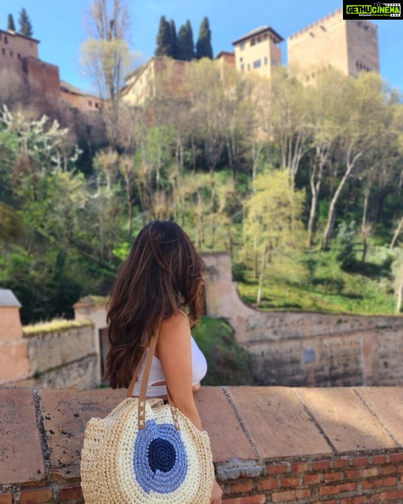 Archana Instagram - A quaint town in #spain called #granada that means #pomegranate ❤️😍🤩🫶🪬💫 #alhambragranada Granada, Spain
