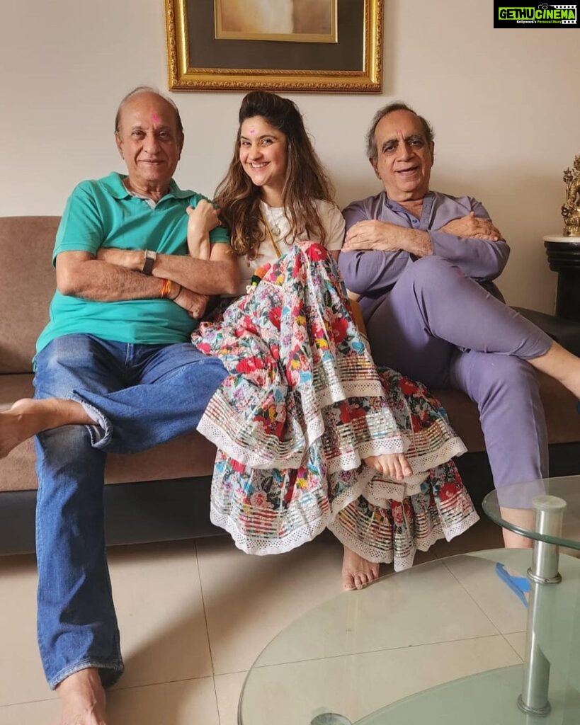 Archana Instagram - The always #smiling #warm #mastikhor #natkhat #papa such a beauty God gifted me :) . . . #fathersday #father #pappa #dad #daddy #cooldude #cutie #lovehim #socool #loveyou #thankyou #blessed