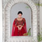 Arthana Binu Instagram - ❤️ . . Costume: @thanuzbridalboutique Muah: @aswa_plaza_ 📷: @abhiram_eyebrowman @eyebrowweddings Accessories: @aswa_plaza_