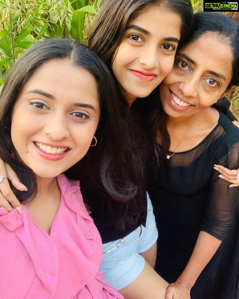 Arthana Binu Instagram - I aint scared of falling and failing in life because no matter how bad it is I have my ammu to bring me back to life. She is the strongest woman I know and I would ever come across in my life. Being a single parent is not a cake walk but I witness often how graciously she faces all the adversities. I have seen her facing blame for all my choices yet encouraging me to live the way I want. When I started acting according to my will, when I continued it, when I decided to take a break from movies went to Canada and did my studies, when I resumed acting… everytime the mental torture amma had to face from her ex-husband (my biological father) is immense. It’s always easy for people to look from afar and blame.. I love my amma for always being there, for not blaming me when jobless and for taking up jobs at times and providing for us even though I am this all grown up big lady in front of others Not just this day by each day I have never ending reasons to celebrate you. If given a chance and I have another life I will choose you as my mother over and over again mwuah🥹❤️