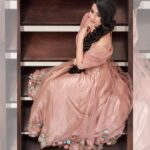 Arthana Binu Instagram - Wearing @ajs_attires’ beige single shoulder pleated crop and embroidered skirt . . Muse : @arthana_binu MUA : @charmah_makeupstudio Clicked by : @sree_vishnu_photography Costume : @ajs_attires #ajsattires #bridalblouse #photoshoot