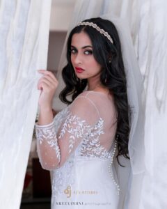 Arthana Binu Instagram - 🪄👼✨💫 Muse : @arthana_binu MUA : @charmah_makeupstudio Clicked by : @sree_vishnu_photography Costume : @ajs_attires #ajsattires #bridalblouse #bridalhouse #photoshoot #redlove #redbride #embroidered #customizedwithlove #whitegowns #gowns #keralabride #bride #ootd #ootdfashion #trippytrìvandum #instawomen #instaclient #photoshoot #onamcollection #ethnicdailywear #indianwear #elegance #beads #onlineshopping #instashopping #kochidiaries #trivandrumdiaries #trivandrum #kochi #onlineshopping #boutiqueshopping #boutiquefashionstyles