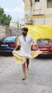 Arun Vijay Instagram - Veshti has it's own swag!!😉❤️ #traditionalwear #thamizh #tamilculture #AV #veshti