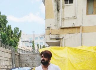 Arun Vijay Instagram - Veshti has it's own swag!!😉❤️ #traditionalwear #thamizh #tamilculture #AV #veshti