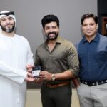Arun Vijay Instagram - Thanks to the UAE government for this honor!! 🙏🏽❤️ @UAEmediaoffice @uaegov @gdrfadubai @nayeemmoosa #goldenvisa #goldenvisadubai