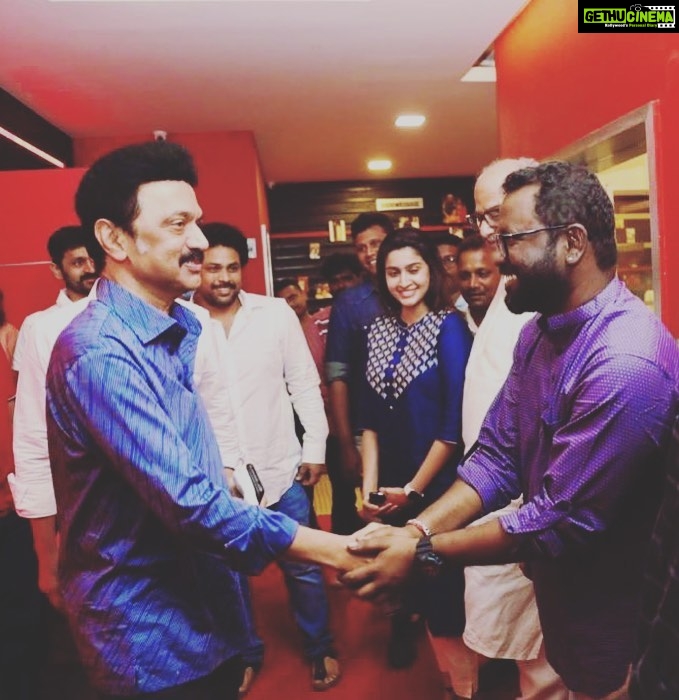 Arunraja Kamaraj Instagram - மாண்புமிகு தமிழ்நாடு முதலமைச்சர் திரு.முத்துவேல் கருணாநிதி ஸ்டாலின் @mkstalin அய்யாவிற்கு இனிய பிறந்தநாள் வாழ்த்துகள் ❤❤❤❤ #HBDMKStalin 💐💐💐💐 #திராவிட_நாயகன்70 #தமிழ்வெல்லும்