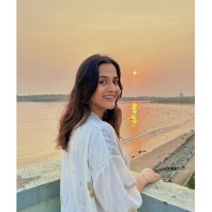 Arushi Sharma Instagram - Summer state of mind with @whakato_ 🌻Easy-breeeeezy is the only way to go forward this summer