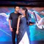 Arya Instagram - Seemarasa @aryaoffl ♥️😍 Join the fun filled #Karikolambu hook step challenge and show off your moves ! ❤️✨ #karikolambu @gvprakash @siddhi_idnani @drumsticks.productions @jungleemusicsouth @barracudabrewbar @oodagaa #tamil #aarya #tamilcinema #instagood #instagram #reels #tamilmuser #indhu