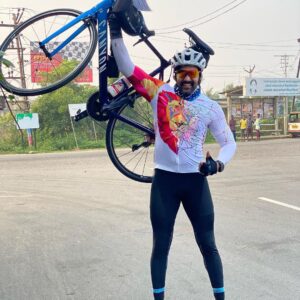 Arya Instagram - 300 kms brm done with my @ryders_teamjammy team 🤗🤗💪💪
Thank you shakti brother for the lovely jersey .. loved it .. best comfort ever 😍😍😍 @heinisports
#cycling #fitness