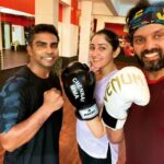 Arya Instagram – My new boxing partner 🥊🥊🥊🥊💪💪💪😍😍😍 @sayyeshaa #boxing #fitness @chennaimmatrainingacademy Anna Nagar, Tamil Nadu, India