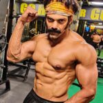 Arya Instagram - “Train Insane or Remain the Same” An update about my next film at 5pm today 💪 #Arya30 #PreLook