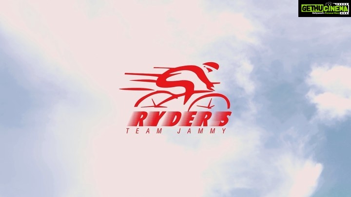 Arya Instagram - This is my team #ryders for #lel2022 cycling event ! #Goryders see you at the finish line #happyfriendshipday @boomcarschennai @goedtravels @heinisports @madrasphotofactory @ryders_teamjammy #ryders #teamjammy