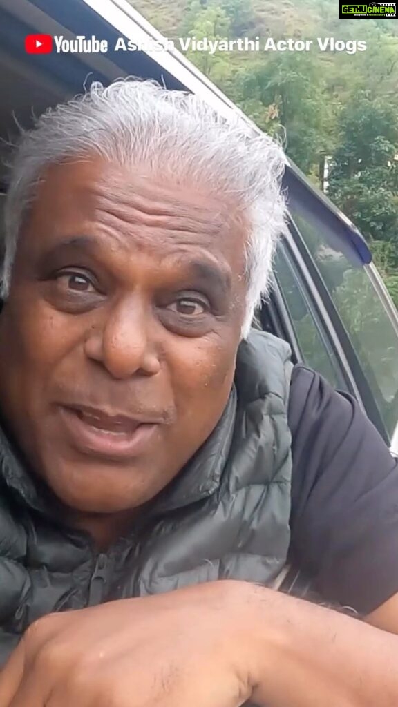 Ashish Vidyarthi Instagram - ROADTRIP AISE KI JAATI HAI... THE BEST WAY TO TRAVEL 😎🚗 | ON OUR WAY TO SPITI VALLEY Ep.2 Watch full Vlog on YouTube-Ashish Vidyarthi Actor Vlogs Nikal pade hai aagle padhaav pe… Chaba se hotey hue Rampur ki aur. The journey continues... The laughter, banter, friends pulling each other’s legs, Food on Road and more. Have always dreamt of a road trip with friends and today as we travel together my heart is filled with joy. As I always say, I love to travel with friends... And these happen to be my friends. Bringing the story of a set of friends to my other friends around the world. I hope you enjoy this vlog. Don’t forget to leave a ❤for us in the comments below. Alshukran Bandhu, Alshukran Zindagi. #himachalpradesh #himachal #pahad #friendship #love #prawn #prawns #roadtrip #ashishvidyarthiactorvlogs #actorslife Himachal Pradesh