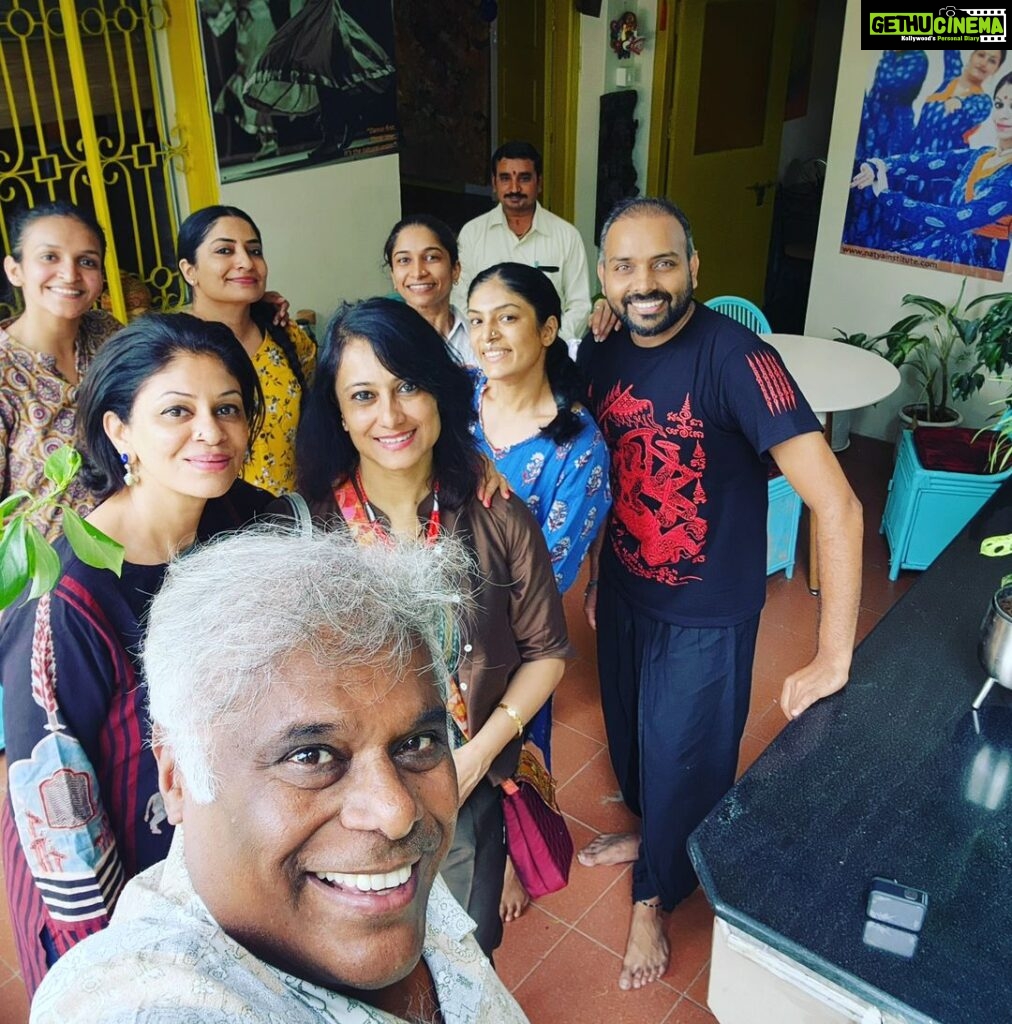 Ashish Vidyarthi Instagram - Attended the morning rehearsal with super talented Stem dance company.. Modernity meeting the classical and the fusion rejoicing life. Thank you @madhunatarajdances and each in your team. Keep striding! Malleshwaram