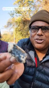 Ashish Vidyarthi Instagram - Black idli…Never seen before amazing jalwa from Nagpur😍😱🤤 Reddy’s - All About Idli Address: To, CP Club Road, opp. Chiman Shah Dargah, Ladie Club, CBI Colony, Civil Lines, Nagpur, Maharashtra 440001 #nagpur #reelitfeelit #reels #reelkarofeelkaro #idli #breakfast #idlichutney #chutney #actor #vlogs #vlog #reelsinstagram #instafood #foodie #blackidli #tasty #snacks #love #friends #love #maharashtra #marathi #famous #nagpuri Nagpur, Maharashtra, India