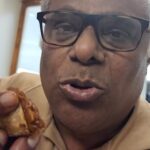 Ashish Vidyarthi Instagram - Mutton Gulabo Kabhi khaya hai..?😋😍 Comments mein zaroor batana..👇🏾 #mutton #meat #gulabo #muttoncurry #muttongulabo #food #foodie #reelit #reels #reelkarofeelkaro #reelsinstagram #reelsvideo #foodrecipes #youtube #actor #ahmedabad #gujarat #friends #family #friendship #instafood #muttonlover #foodlover #repost Ahmedabad, India