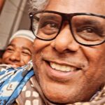 Ashish Vidyarthi Instagram - Had a wonderful experience at Yasin block printing workshop.. Age old methods of making natural colours and using blocks as old as 150 years for printing.. Yasin Bhai has students from NIID coming to attend classes and he travels the world to conduct block printing workshops. As we exited the love and affection of Piparcity was evident... Grateful for the love that is showered on me.. Grateful.. Alshukran Bandhu Alshukran Zindagi! Dist Jodhpur, Rajasthan. Reach out for block printing Cel 9414136305