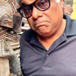Ashish Vidyarthi Instagram - At the Heart of African Art 🎨🇨🇩... Exploring this incredible artisan’s market in DR Congo’s capital Kinshasa in Central Africa. #africa #congo #kinshasa #localmarket #market #art #africanart #artist #paintings #reelitfeelit #reelkarofeelkaro #ashish #ashishvidyarthi #actorslife #friendship #travel #explore #love #antique #vlog #youtube #instareels Kinshasa, Congo, Africa