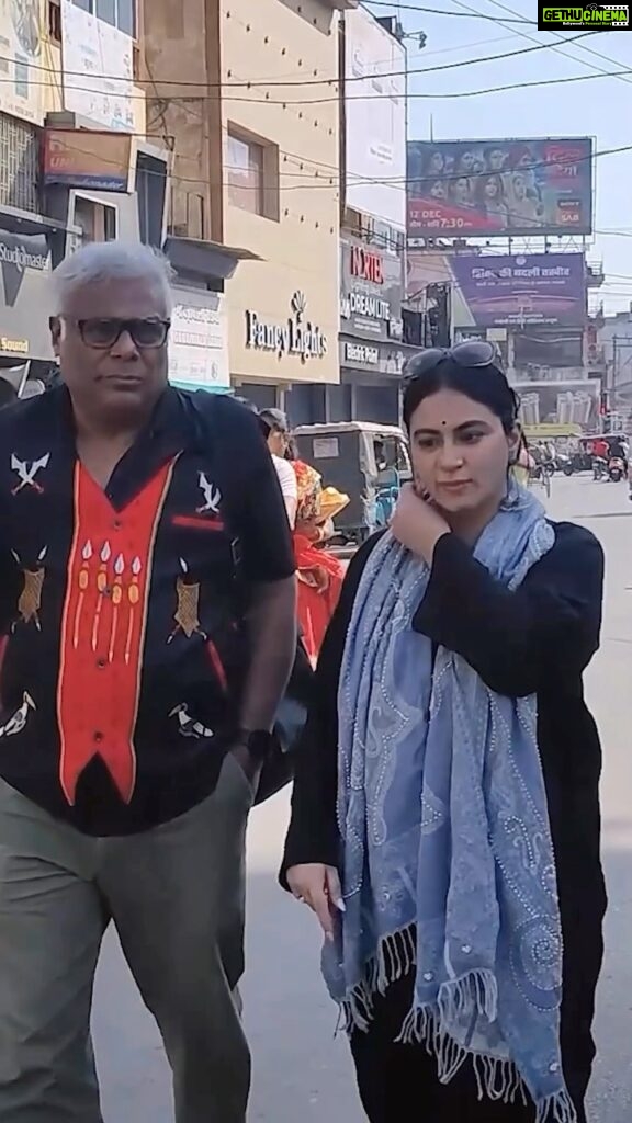 Ashish Vidyarthi Instagram - “Yahi Ishq Hai...” Priya Malik | Chole Bhature, Gulab Jamun Aur Guftagu Sang Ashish Vidyarthi Watch full interview on YouTube-Ashish Vidyarthi Official If you could be anything in life, what would you be? You could be an actor, a columnist, an author, a TV personality, a teacher, a spoken word poet, a storyteller, a comic, a performing artist or you could be it all! Today’s episode is with an incredible artist who is all, “Priya Malik” and she is winning hearts, one verse at a time. Having featured on some of the biggest spoken word platforms in India like Kommune, UnErase Poetry, Spill Poetry, Tape a Tale, and Amazon Prime, Priya has become a name etched in the hearts of millions with her works going viral every now and then. I had the privilege of meeting Priya in Raipur, Chhattisgarh, where we stopped at Manju Mamta Restaurant for some guftagu over delicious chole bhature and the conversation that unfolded is simply magical. Some incredible thoughts got shared on sustainable living and how our dadi, nani’s lifestyle contributed to that; the importance of taking care of one’s mental health; seeking inspiration as creators, dealing with comparison, and more. This interaction is definitely and literally soul-nourishing, food for thought to say the least. I know you’ll enjoy this guftagu. Don’t forget to leave a ❤️in the comments for us and do share your love with this humble, creative, and incredible human being, Priya Malik. Apna pyaar humein detey rahiye, dost. Hang around on this channel for part 2 as Priya and I have much more to share with you guys. Alshukran Priya Malik, Alshukran Bandhu, Alshukran Zindagi. #raipur #foodie #motivation #priyamalik #ashishvidyarthi