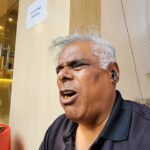 Ashish Vidyarthi Instagram - Ye Kachori Nahi…Aag Hai Hag🔥🥵🌶️ Amazing morning breakfast with my dear friends 🤗 Address: Sharma Tea 3C, Sarat Chatterjee Ave, near Menoka Cinema, Lake Range, Kalighat, Kolkata, West Bengal 700029 #reelitfeelit #reelkarofeelkaro #reelsinstagram #foodreels #kachori #spicykachori #kolkata #westbengal #food #weekend #breakfast #sunday #puri #aalu #tea #chai #foodblogger #foodie #ashishvidyarthi #actorslife Kolkata - The City of Joy