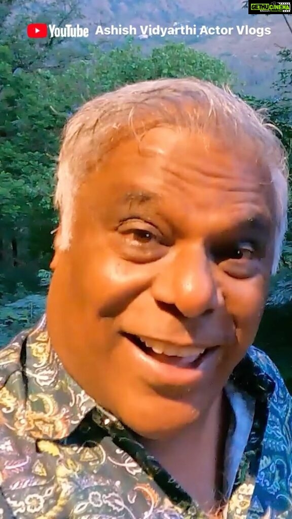 Ashish Vidyarthi Instagram - India’s Last Village Mein Manaya Happy Wala Birthday Watch my birthday vlog here 👇🏽 YouTube-Ashish Vidyarthi Actor Vlogs Aaj mere liye bahut special din hai - 19 June, 2022. As I turn 57, I am in the amazing company of my dear friends as we all head towards Chitkul. Din ki shuruwat hui ek surprise se, joh Suneel aur Amala ne diya...Fir Narendra aur Maya bhi celebration ka hissa ban gaye. Pulling each other’s legs and devouring some delicious breakfast, on the way we met a group of bikers called “Amritsar Riders” who reignited my spirits to start motorbiking. And something incredibly inspiring happened on the way. We met a father-daughter duo who hailed from Patiala and were travelling from Shimla to Spiti Valley on a bicycle... Whatttt! Can you believe that his daughter, Ravi is only 8 years old? Cycling through the cold rainy weather in this hilly topography on her own bicycle...Ufff!!! I Salute the bravery of these extraordinary people who set out to do the unthinkable. In the incredibly amazing weather of Himachal Pradesh, we made a stop at Osiya Soshla Cafe to taste some authentic local food. Finally, we reached the “Last Village Of India - Chitkul” and what can I say, the beauty of this place was breathtaking. I know this vlog is delayed but nonetheless, from the bottom of my heart, I hope that you enjoy this vlog and get as inspired as I am. Let’s keep celebrating life wherever we are ❤ Lots of Love Bandhu. Alshukran Bandhu, Alshukran Zindagi. #reelitfeelit #reelkarofeelkaro #travel #himachalpradesh #birthday #pahad #explore #food #ashishvidyarthi #friends #india #northindia #vlog #youtube