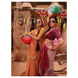 Astha Agarwal Instagram - #still #drolling #over these #desi #look #pictures .. shall #I #call #it #throwbackthursday 😉
#imlie #show #starplus #hotstar
@mayurideshmukhofficialll @starplus @jyotigauba