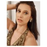 Astha Agarwal Instagram - #up the #selfie #game !