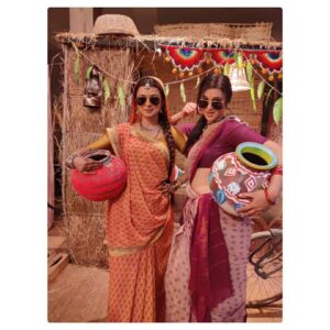 Astha Agarwal Instagram - #still #drolling #over these #desi #look #pictures .. shall #I #call #it #throwbackthursday 😉
#imlie #show #starplus #hotstar
@mayurideshmukhofficialll @starplus @jyotigauba