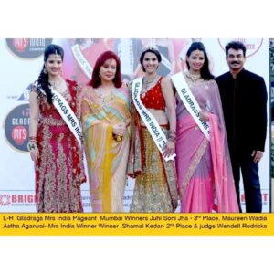 Astha Agarwal Instagram - Congratulations to our latest #MissIndia #2023
@nandiniguptaa13
@shreya.poonja
@strelaluwang
Seeing them on social media these days, takes me back to my crowning glory days.
I know how special it feels and how precious these moments are to cherish for life. Best wishes to these beauties & kuddos to their determination,  hard work,  discipline & dedication. 

Also, I want to remind all the girls out there, that each one of #you is  #beautiful! If you're winning a pageant, if you're not even a part of any pageant, or even if you aren't persuing any glam industry, you are beautiful, for sure !  Because you are you & you are unique & precious in your own ways, which nobody else can be. So never forget to carry that confident smile , trust me makeup isn't that necessary then. 

Your #confidence is your key to #success, and everyone is aloted with their own key that only you can find for yourself. This is my most precious learning from Maureen Wadia ma'am during my pageant journey ♥️