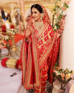 Astha Agarwal Instagram - #happiness & #confidence are the #prettiest #things #you can #wear on #your #wedding #day ! #quoted by #Taylor #swift #Jharna in her #bridal #attire for #shubharamabh #serial Pic credit: @imprateekcinematographer Stylised by : @kriti_bapna_kacholia