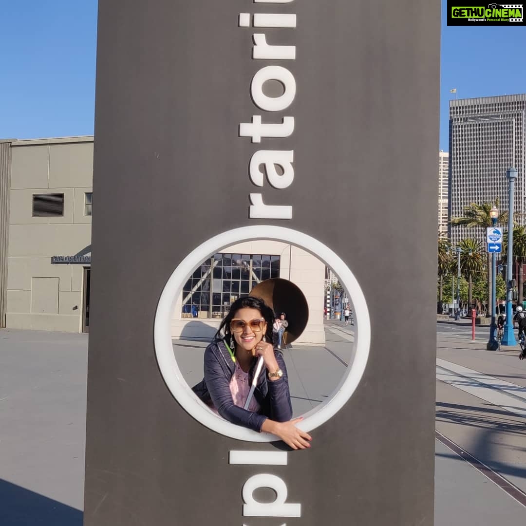 Astha Agarwal Instagram - A must is a #distant #chat at #pier 15.. #very #interesting #travel #diaries #2019 #sfo PIER 39