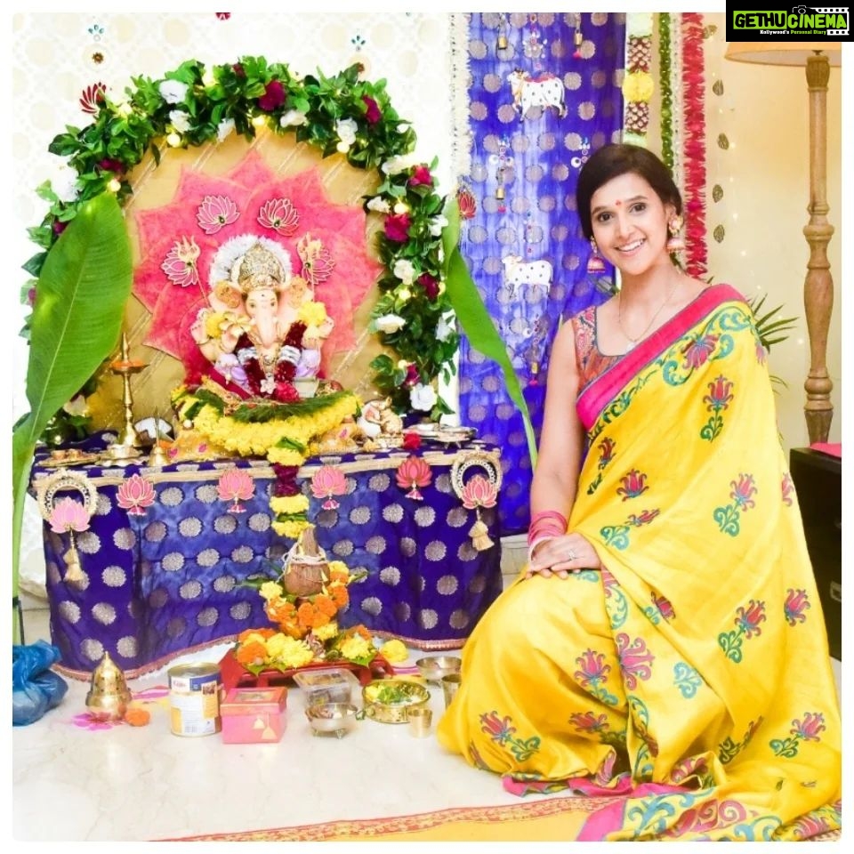 Astha Agarwal Instagram - गणपति बप्पा मोरया, मंगल मूर्ति मोरया 🙏😇