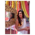 Astha Agarwal Instagram - #Life is like a #mirror , we get the #best results when we #smile at it ! #pic #credit .. #sweetest @chhaya_vora ji 💝🤗
