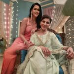 Astha Agarwal Instagram - Congratulations Anita ma'am for this well deserved #fitness #excellence #award ✨️🤗 You truly are the #epitome of fitness, as well as #discipline. It's a great #honour for me to share screen space with you twice already, and certainly looking for more 🤞😇. Still, my jaws drop every time you talk to me as I'm & will always be #awestruck with you 💝 . . . . #indiantellyawards2023 #bollywood #star #chotisardarni #ektharajaekthirani #instagood #goodvibes #love #respect The Lalit (International Airport)